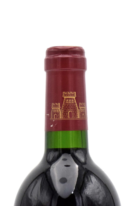 1996 Chateau Latour 'Les Forts de Latour' (Stained Label)