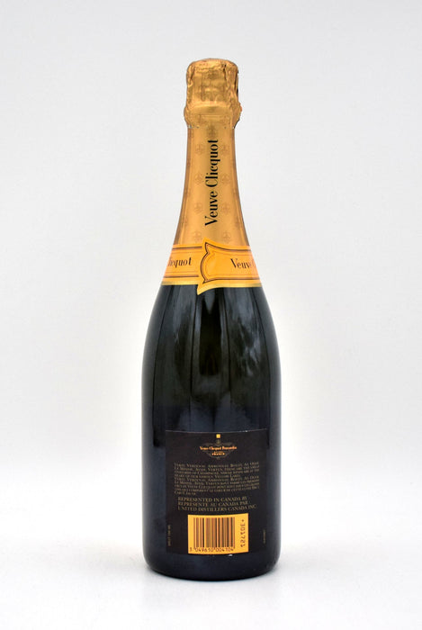 Veuve Clicquot Ponsardin Yellow Label Brut (Older Label)