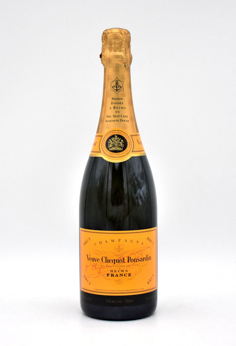 Veuve Clicquot Ponsardin Yellow Label Brut (Older Label)